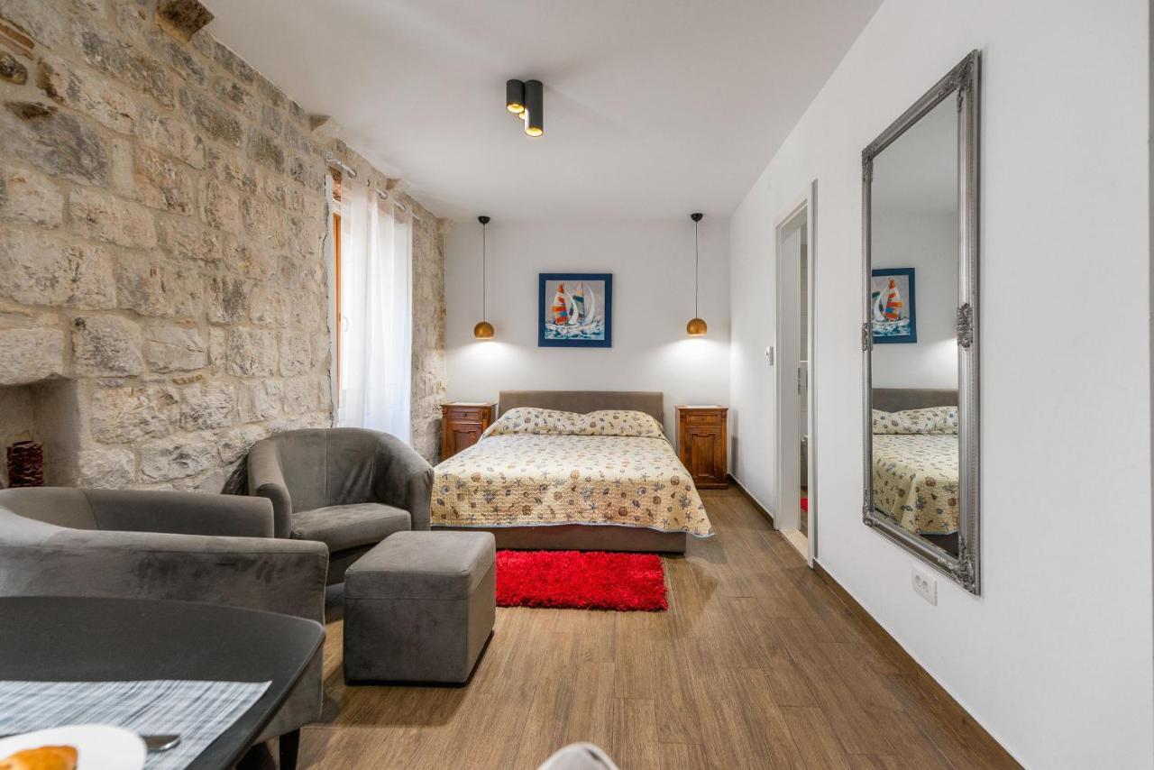 Vintage House Al Pozzo Aparthotel Hvar Town Kültér fotó