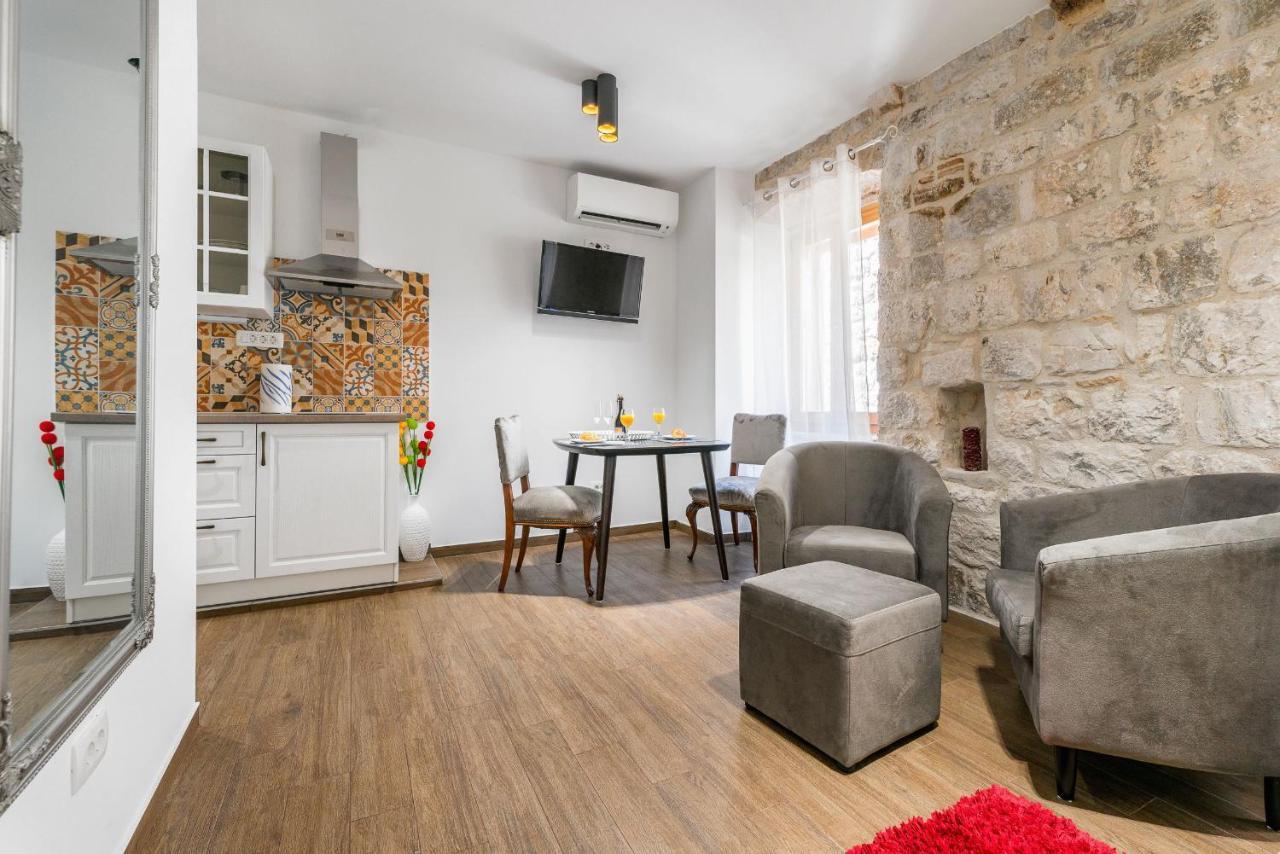 Vintage House Al Pozzo Aparthotel Hvar Town Kültér fotó
