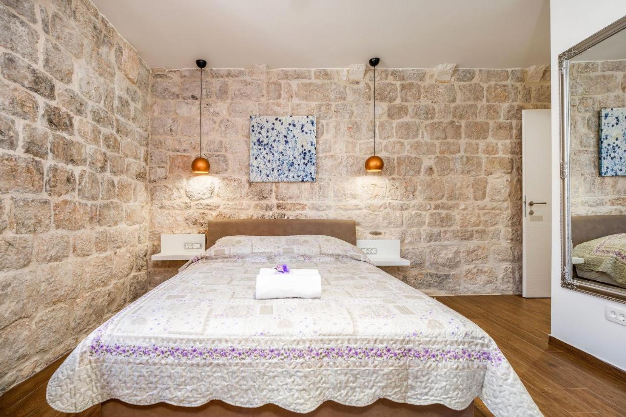 Vintage House Al Pozzo Aparthotel Hvar Town Kültér fotó